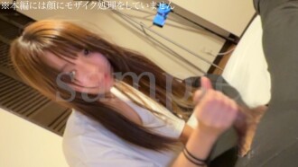 We took some sexy, makeup-free photos of this idol-worthy girl during her summer vacation.