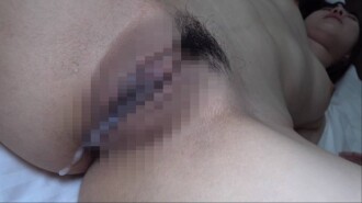 This is obedience! [Uncensored] [Massive Creampie] A cute girl with a sad dog face has an obedient personality. Flirting, embarrassment, blowjob, playing with you as you like, lots of kissing. At the end, she&#039;s creampied to the point