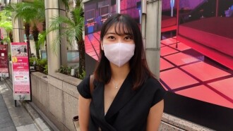 [First-time purchase limited quantity 50% off] [No boyfriend now!?] A tanned, slender girl with a super-sexual drive! She likes to be dominated, but she also likes to dominate! [Review Bonus]