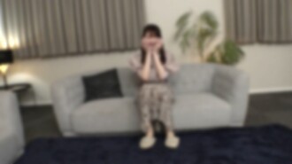 [Exclusive/First Time Shooting] Treasure!! I filmed an 18-year-old otaku student from a prestigious private university and it was too crazy. This is a rare video of her getting her first raw insertion in about 2 years and even getting crea