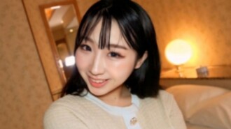 [Uncensored] A beautiful Japanese woman with a cute, innocent expression and a sexy look! The inside is super lewd and shocking! The contrast with her face as she opens her mouth wide and gets drunk with pleasure is too great - two creampi