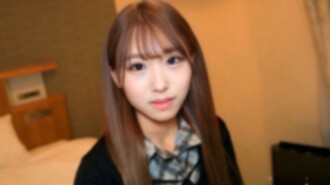 Phim [Uncensored] Super cute slender woman! The toned body of a former athlete is fascinating. Her leg muscles are amazing, especially her cowgirl position is amazing. 2 creampies. *Bonus high-definition