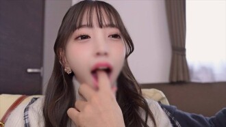 [Regularly taking the pill] A-cup short and skinny voice actress aspiring, throat-fucking with a hardcore deep throat fuck