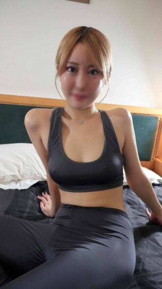 She&#039;s a super beautiful girl with a national treasure-level facial IQ and a perfect figure with fair F-cup breasts. She&#039;s so horny! She&#039;s taken turns being penetrated by Panda-kun and a black guy&#039;s huge cock, and gets c