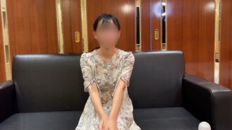 [Not for resale] Creampie sex video with a secret beauty. Over 1 hour and 40 minutes of footage, thoroughly made to cum, thrusted, and inseminated.