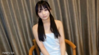 A must-see for long tongue lovers! A woman with a long, pink tongue and a lustful personality! That&#039;s a lot of farts. FC2 content market