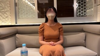 [The sex genius returns] A 25-year-old caregiver who is too lewd. She makes her small pussy cum over and over again, spasming with pleasure, then gives it a deep throat and a hard piston, and cums on her face.