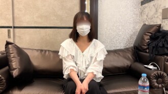 Phim [NTR] A beautiful 21-year-old pastry chef. She squirms during the other man's foreplay and is repeatedly made to cum, leading to a betrayal and impregnation piston.