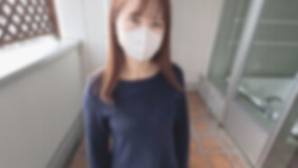 Phim ♡ Half price until January 5th [Uncensored, completely amateur] An incredibly cute single mother! Her elegant and naughty techniques will make any old man's dick stand up! She'll let her guard down and create an erotic married-li