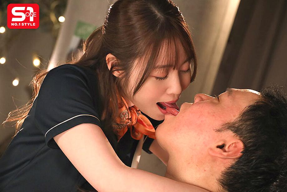 Vợ dâm mở tiệm massage, ngủ với khách sau lưng chồng