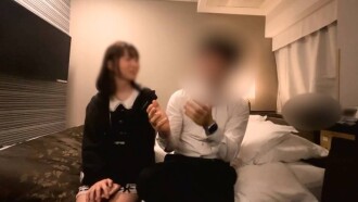 I let my cute girlfriend do it!!! At the end, she moans loudly and it&#039;s so cute♡♡ [Personal shooting] [Part 1] No.360