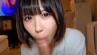 [Uncensored] A beautiful girl with a cute smile who looks great with her bob hair! She&#039;s always smiling and seems to enjoy sex so much! Swallowing and creampie ※Bonus high-definition